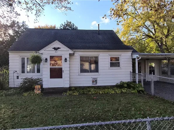 211 Hyland Dr NE, Syracuse, NY 13212