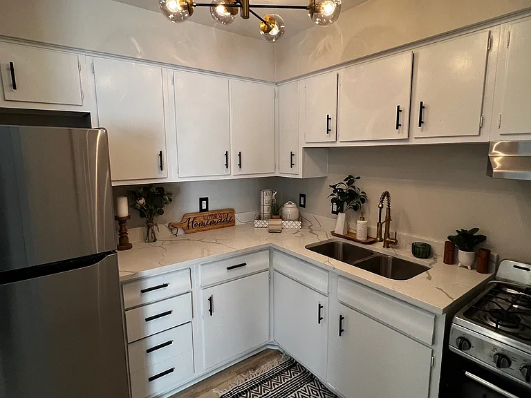 774 W 73rd Ave #C — Photo 4