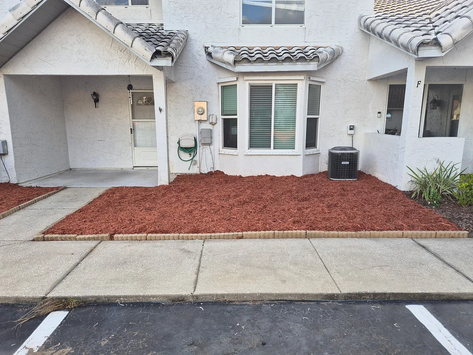 3 bed, 1244 sqft, $1,850 — Photo 1
