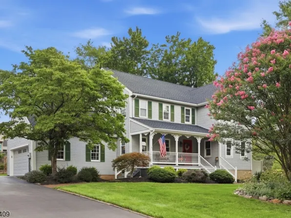 41 Alpine Way, Raritan Boro, NJ 08869