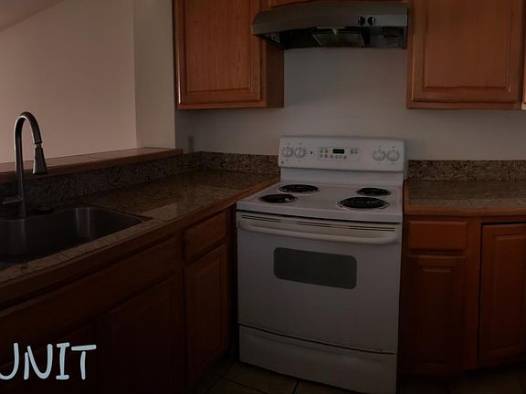 3rd image of 10433 NE 116th St