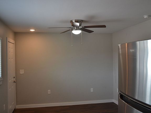 4th image of 600 Attas Ave #6