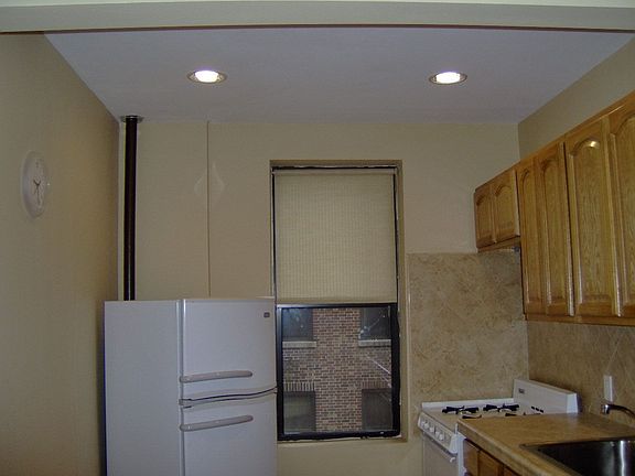 recessed lights throughout apartment