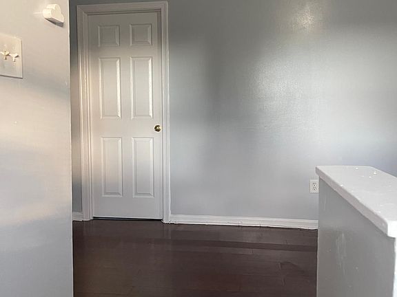 5th image of 5900 Bowleys Ln #2