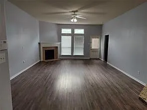14123 Curry Creek Ln — Photo 2