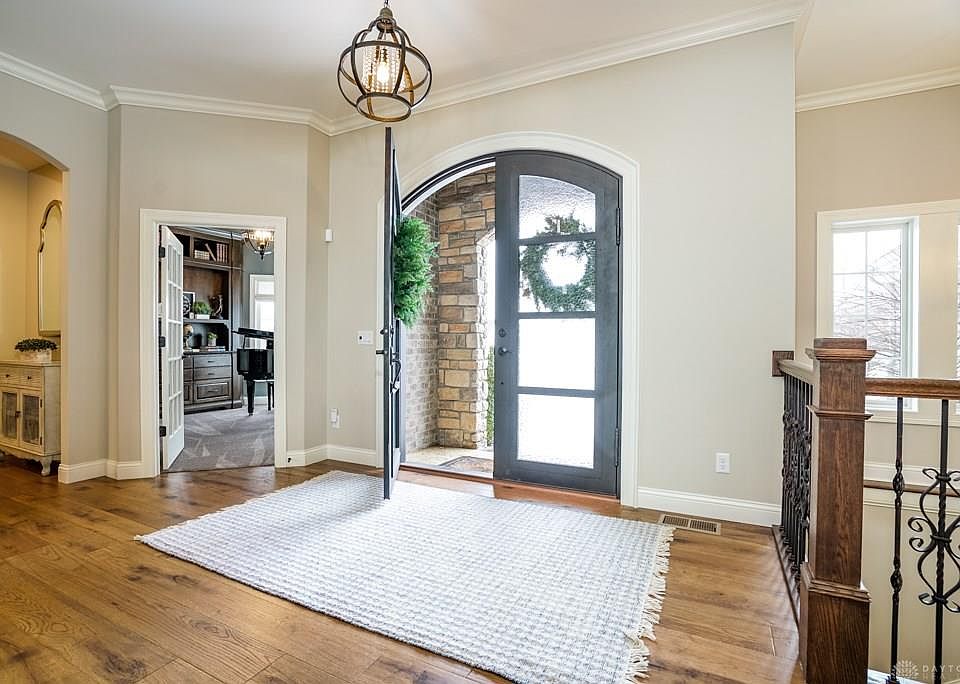 *りー* 8198 Turning Leaf Xing, Springboro, OH 45066 | Zillow