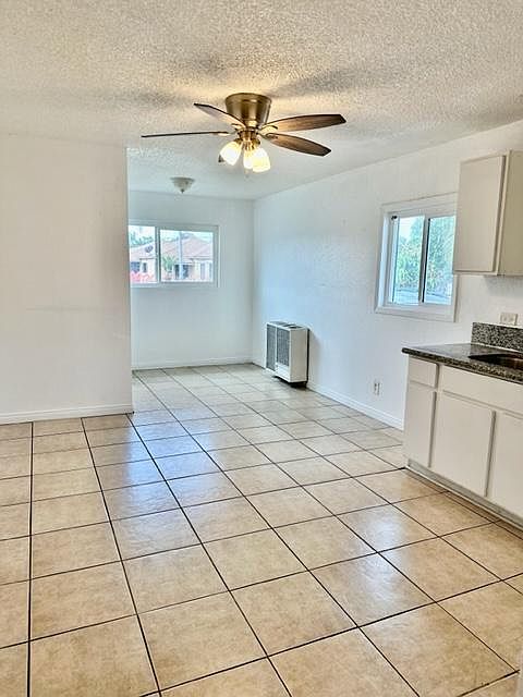 1st image of 2767 Glenwood Pl