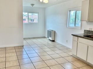 2767 Glenwood Pl, South Gate, CA 90280