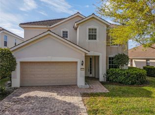 2026 Fairmont Ln, Naples, FL 34120