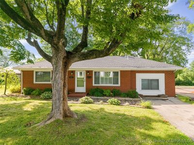 211 Sellers Avenue, Sellersburg, IN, 47172