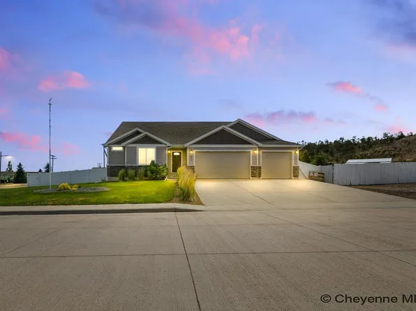 601 Black Blvd, Pine Bluffs, WY 82082