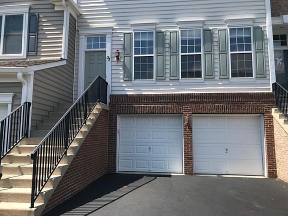 2nd image of 33 Cornerstone Ct