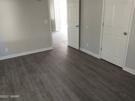 5th image of 1018 S McCabe Ln