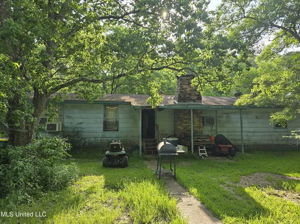 8305 Mike St, Biloxi, MS 39532