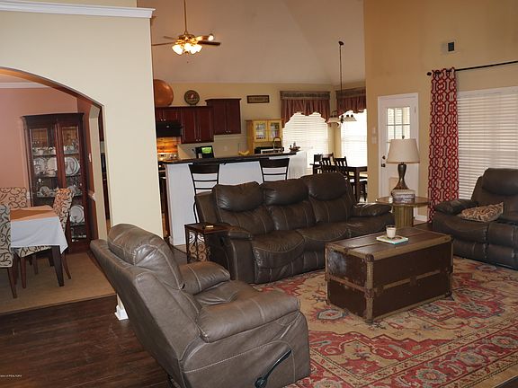2nd image of 5695 Nichols Dr