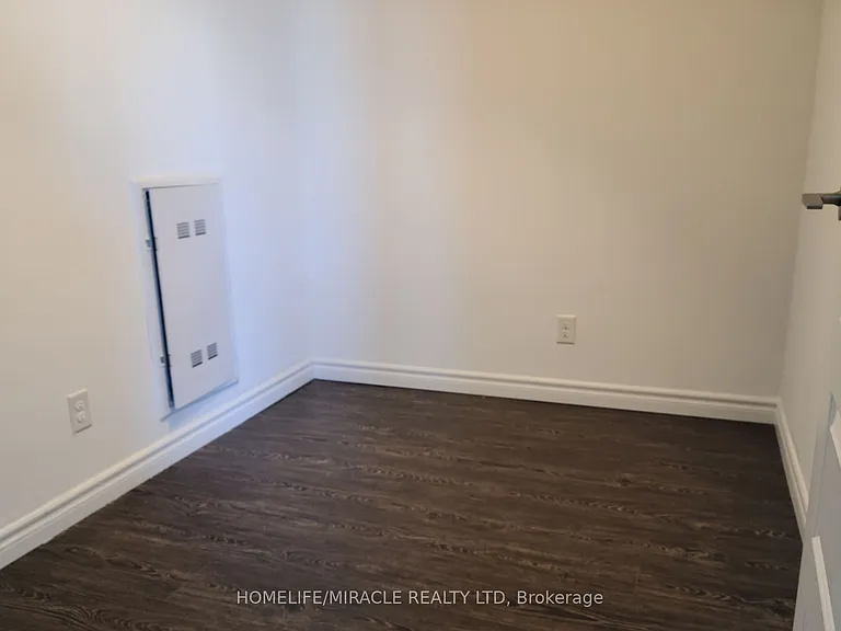 158 King St N #1206 — Photo 6