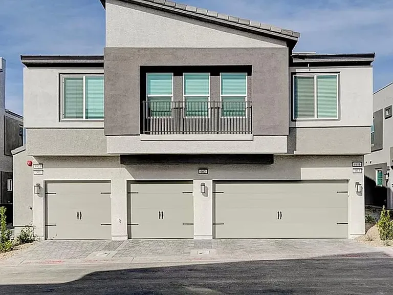 4916 Chidlaw Ave — Photo 1