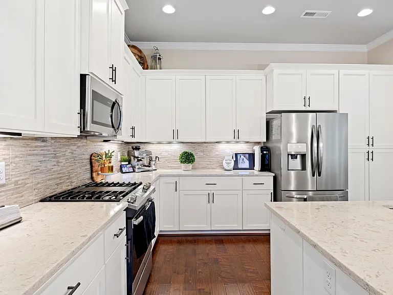 17477 SW Forest Hollow St — Photo 5