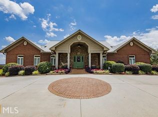 332 Smoke Rise Dr, Baldwin, GA 30511