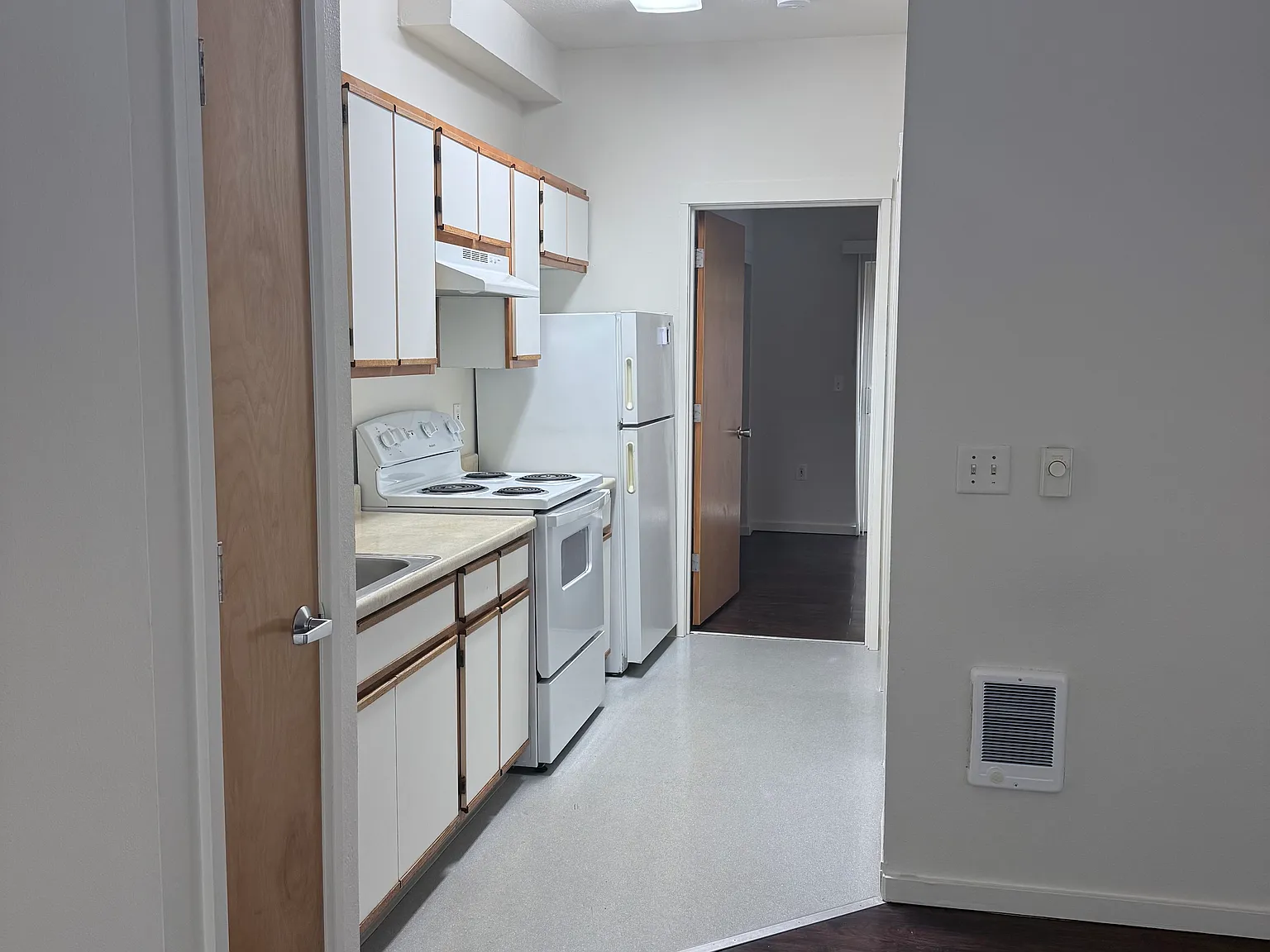 1 bed, 432 sqft, $1,175 — Photo 3