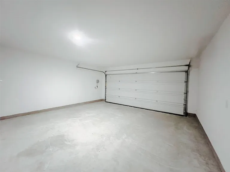 603 Waterway Ave — Photo 26