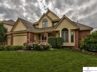 4952 S 175th St, Omaha, NE 68135