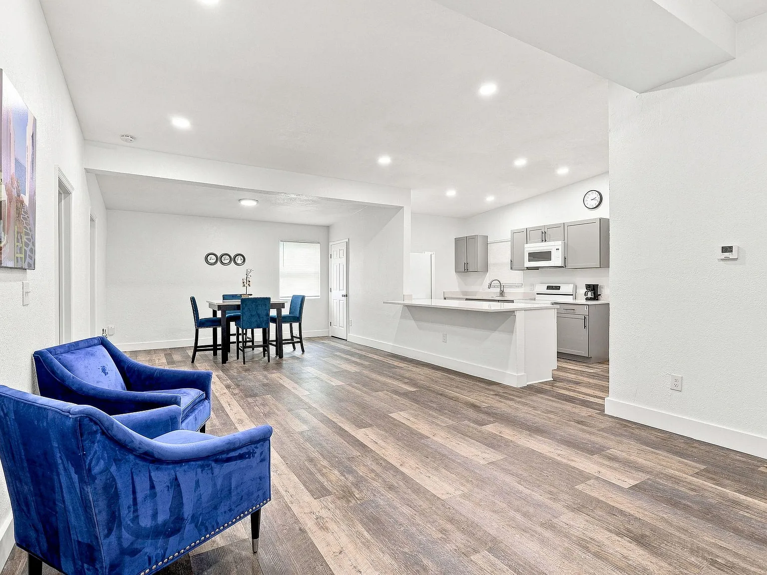 4 bed, 2.0 bath, 1743 sqft, $849 — Photo 4
