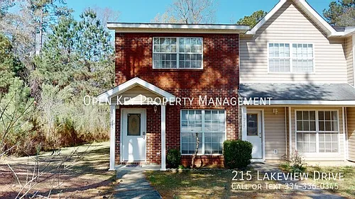 215 Lakeview Dr Photo 1