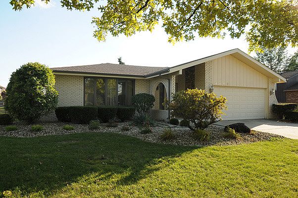 1st image of 8105 Saint James Dr