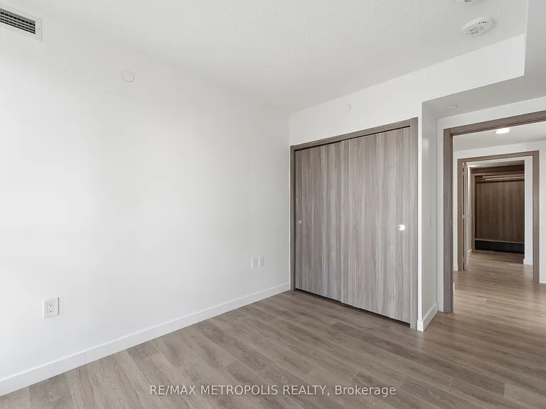 38 Widmer St #2711 — Photo 13
