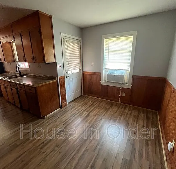 54 Cottage Dr #A — Photo 8