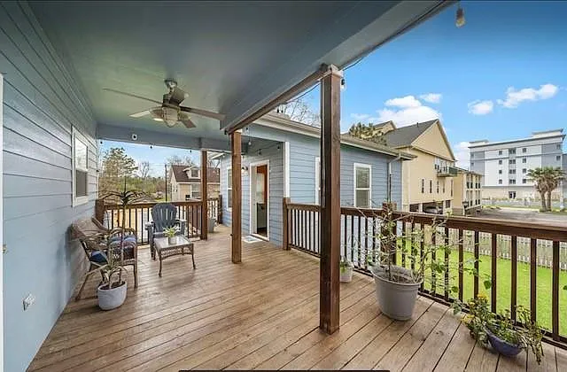 3 bed, 2.0 bath, 2050 sqft, $4,000 — Photo 4