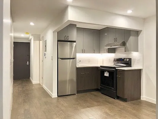 Rented by Matthew Gros-Werter, LREB  | media 5