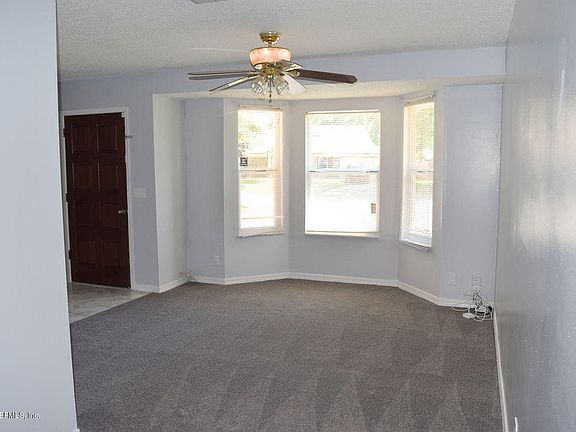 3rd image of 8143 Amberwood Ct