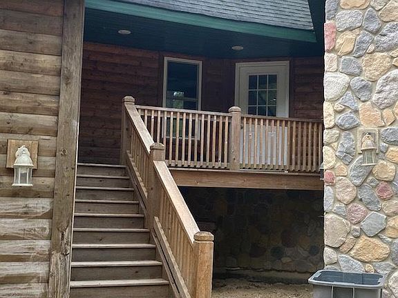 3rd image of 5107 Timber Ln