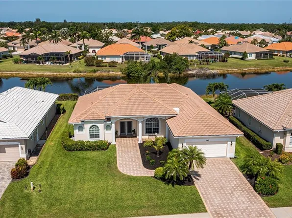 540 Lake Of The Woods Dr, Venice, FL 34293