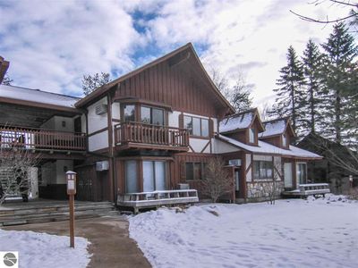 7825-446 447 Washtenaw Dr, Thompsonville, MI, 49683