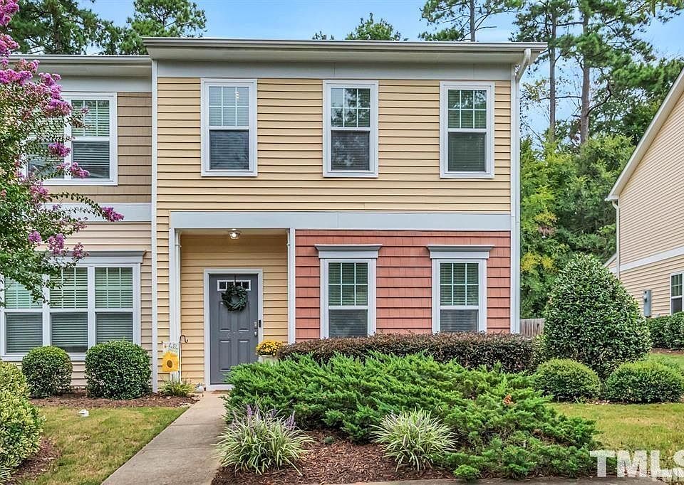 1st image of 609 Elm Ave