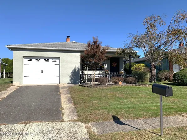 30 Eldorado Street, Toms River, NJ 08757