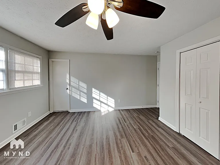 5445 Mill Valley Dr — Photo 9
