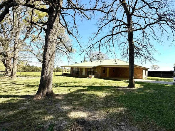 434 County Road 3433, Jacksonville, TX 75766
