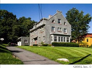 106 Strathmore Dr, Syracuse, NY 13207