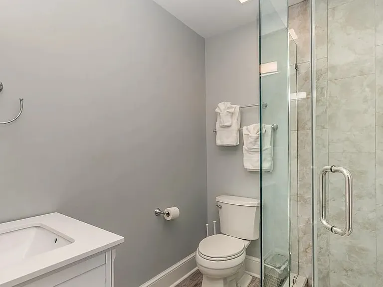 203 State St — Photo 9