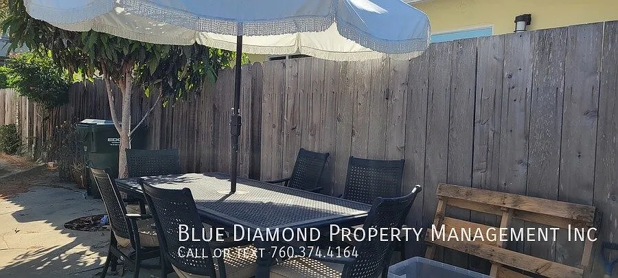 Charming 3 BR, 2 BA townhome in Cardiff! — Photo 2