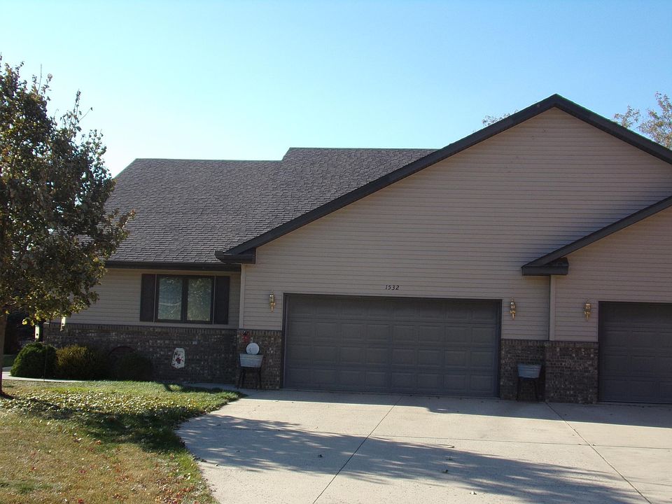 1st image of 1532 Southgate Dr