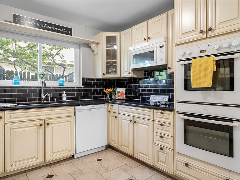 2121 Sunrise Trl — Photo 15