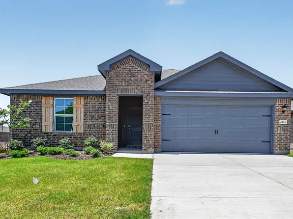 4102 Olivia Ln, Sanger, TX 76266