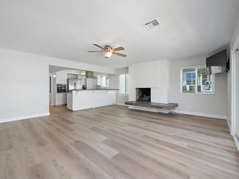 131 Opal Avenue — Photo 2