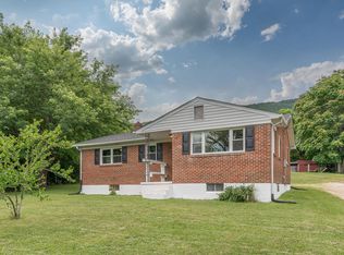 356 4th St, Buchanan, VA 24066