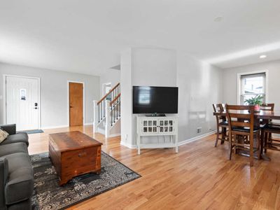 1226 N Webster St, Naperville, IL, 60563